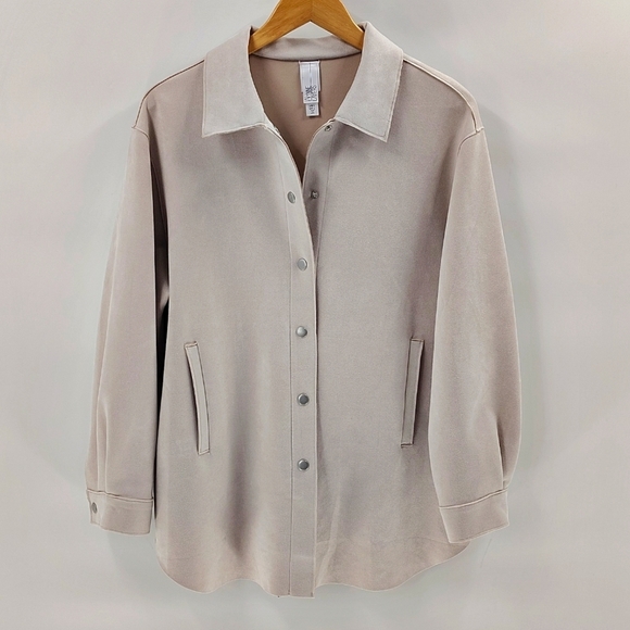 Marla Wynne Layers Faux Suede Shacket Size Large Light Beige Snap Down - Picture 1 of 5